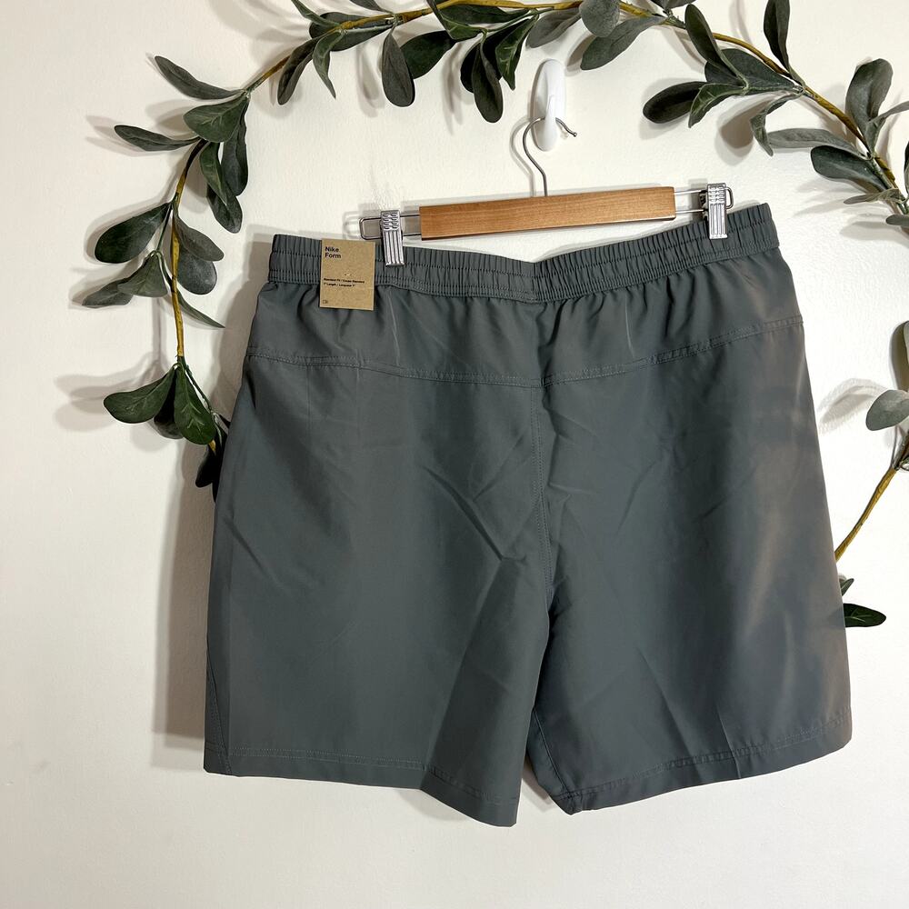 NWT Nike Form 7" Gray Shorts - Picture 4 of 5